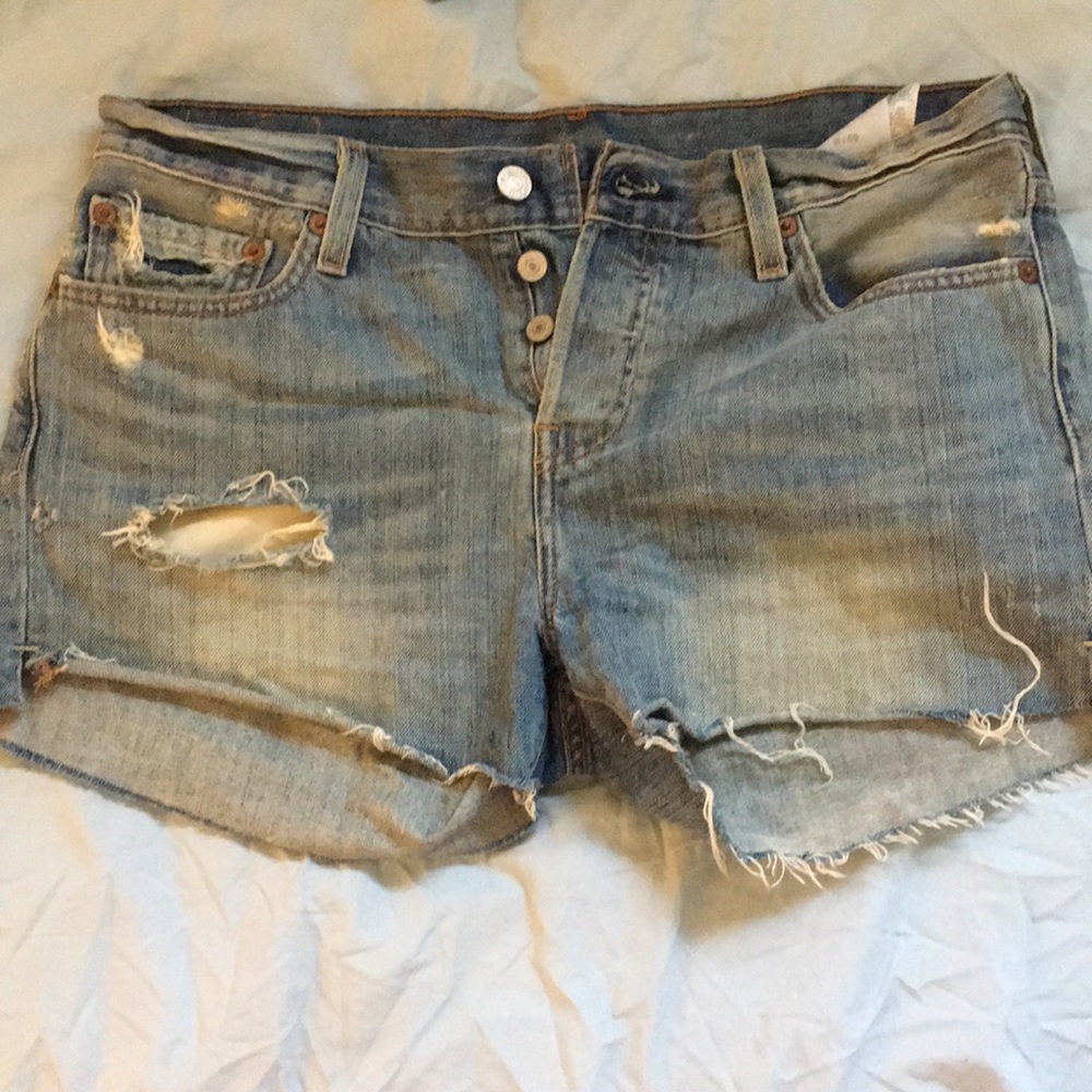 Levi jean shorts